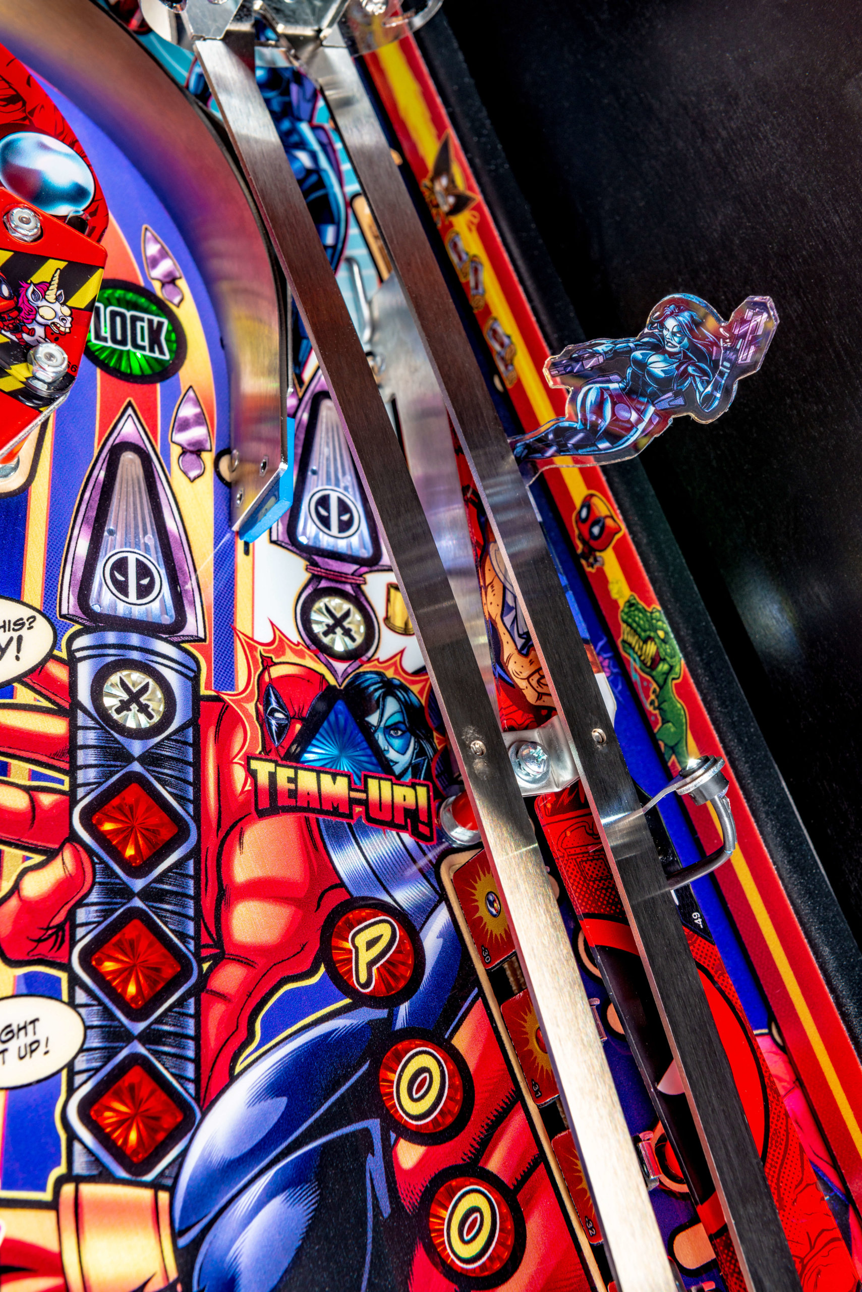 Deadpool Pro Pinball Machine by Stern Deadpool Pro Pinball Machine by Stern