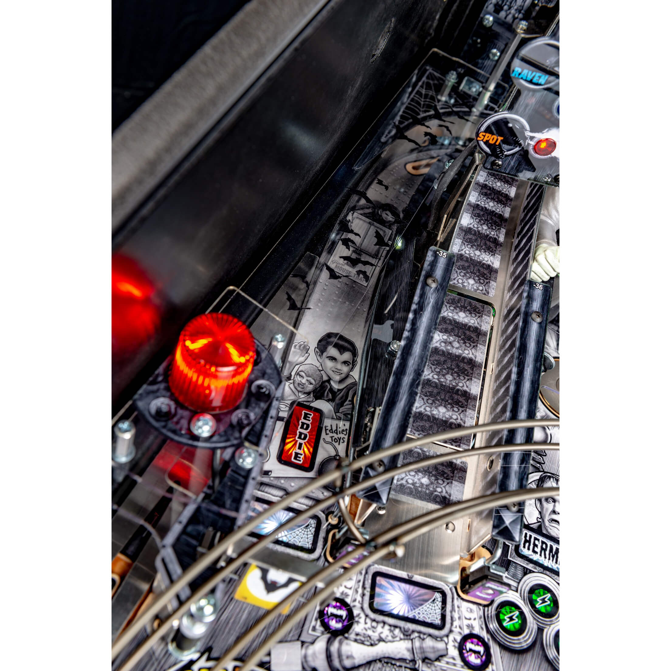 The Munsters Premium Pinball Machine by Stern The Munsters Premium Pinball Machine by Stern