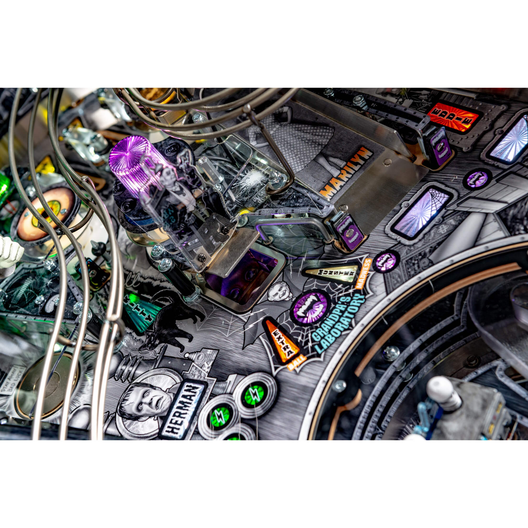 The Munsters Premium Pinball Machine by Stern The Munsters Premium Pinball Machine by Stern