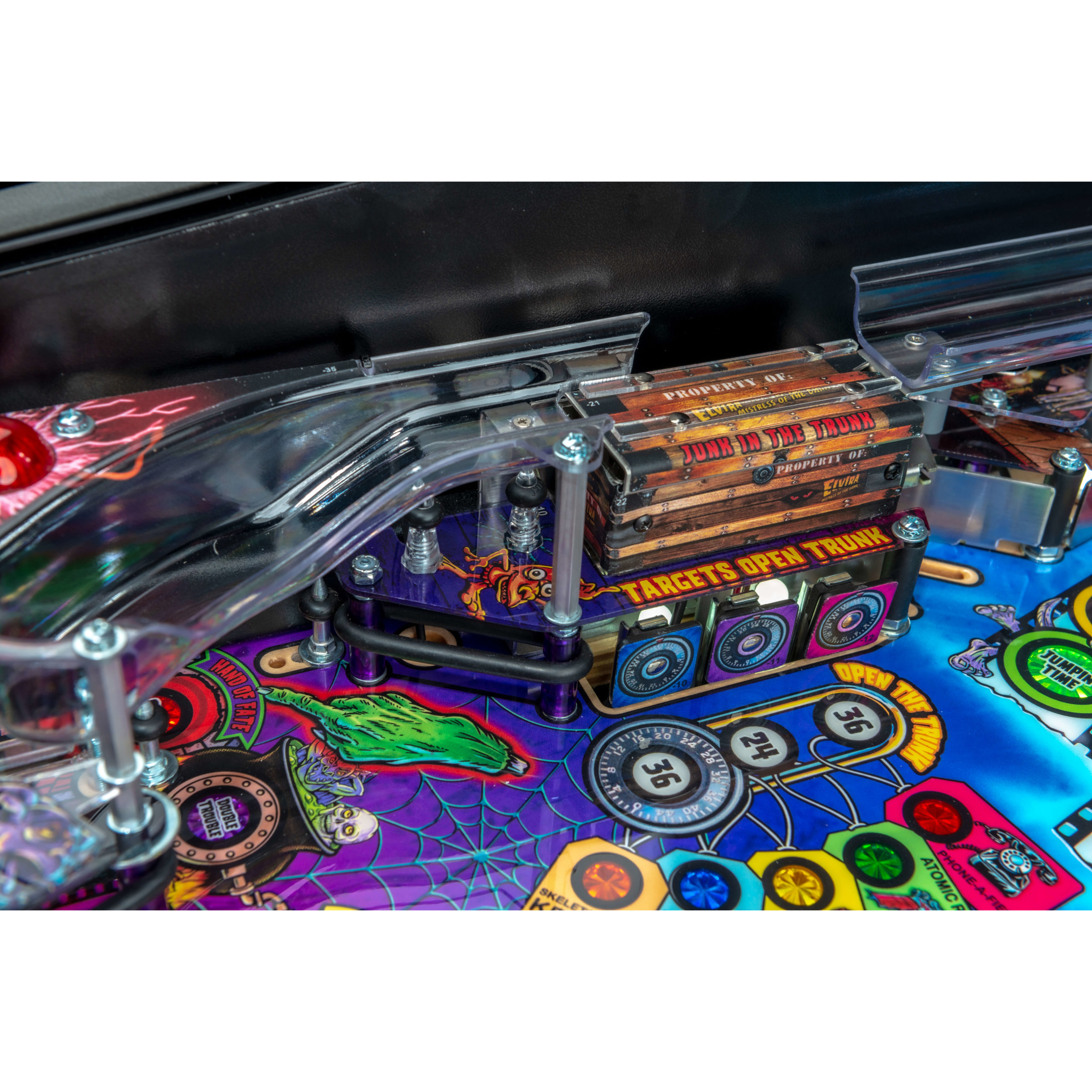Elvira's House of Horrors Premium Pinball Machine by Stern Elvira's House of Horrors Premium Pinball Machine by Stern