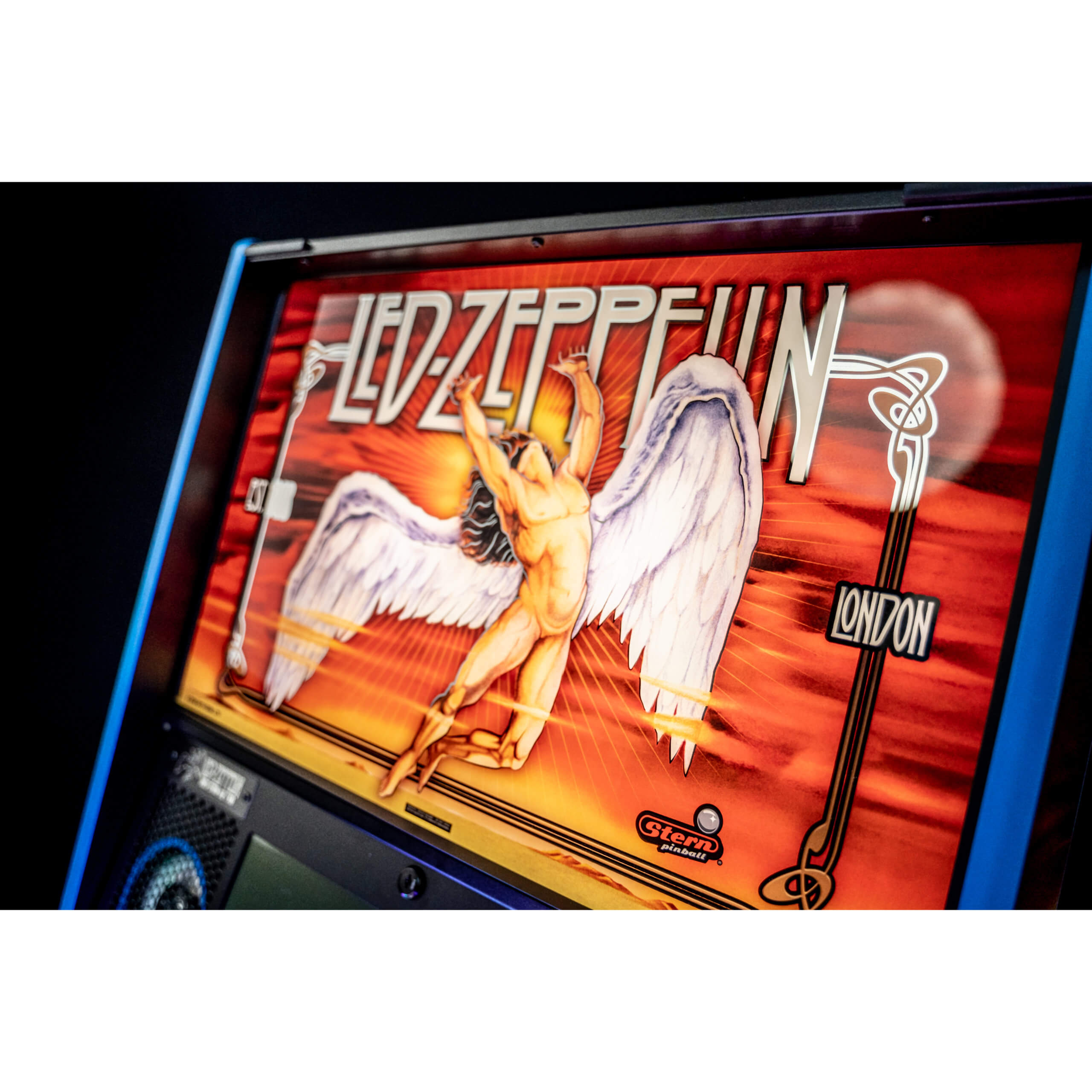 Led Zeppelin Limited Edition Pinball Machine by Stern Led Zeppelin Limited Edition Pinball Machine by Stern