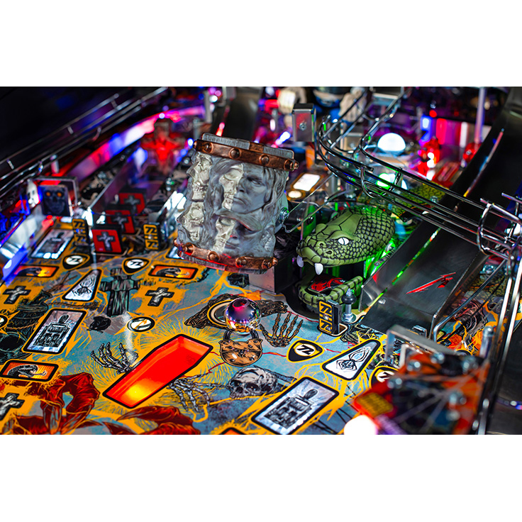 Metallica Remastered Premium Pinball Machine by Stern Metallica Remastered Premium Pinball Machine by Stern