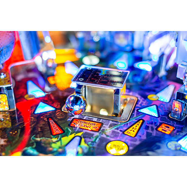 Dungeons & Dragons: The Tyrant's Eye Premium Pinball Machine by Stern Dungeons & Dragons: The Tyrant's Eye Premium Pinball Machine by Stern