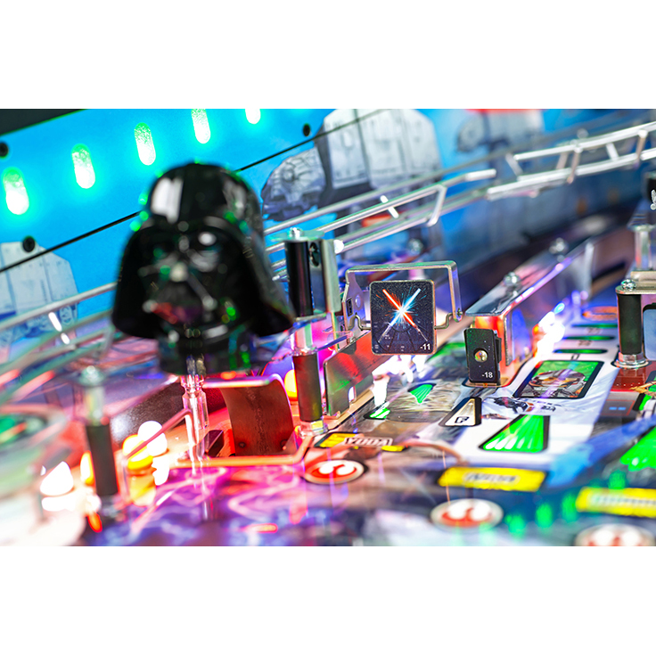 Star Wars: Fall of the Empire Limited Edition Pinball Machine by Stern Star Wars: Fall of the Empire Limited Edition Pinball Machine by Stern