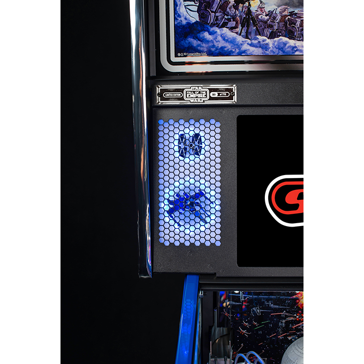 Star Wars: Fall of the Empire Limited Edition Pinball Machine by Stern Star Wars: Fall of the Empire Limited Edition Pinball Machine by Stern