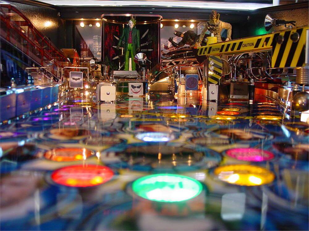 Batman Dark Knight Pinball Machine by Stern Batman Dark Knight Pinball Machine by Stern