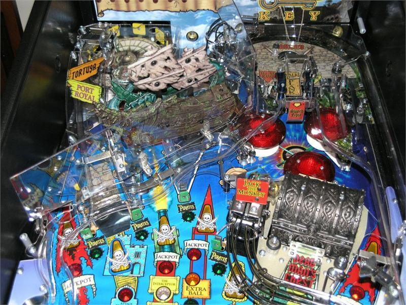 Pirates of the Caribbean Pinball Machine by Stern Pirates of the Caribbean Pinball Machine by Stern