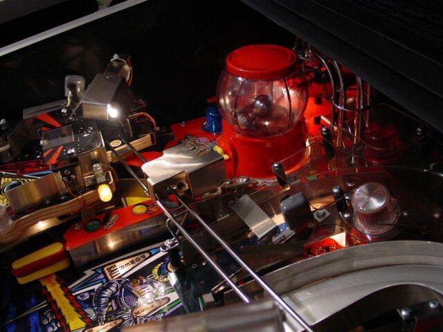 Twilight Zone Pinball Machine by Bally Twilight Zone Pinball Machine by Bally